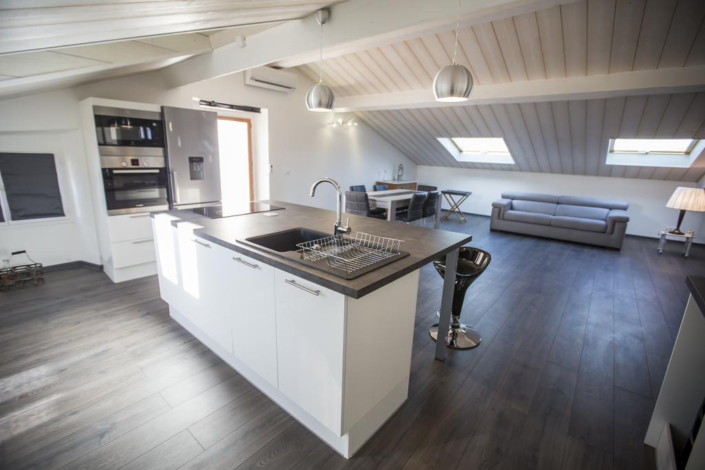 Sherlock Loft By Connexion Cannes Exteriör bild